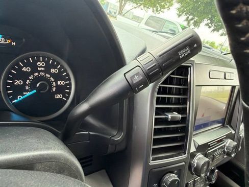 Used 2020 Ford F150 XLT w/ Equipment Group 302A Luxury AWD/4WD image 29
