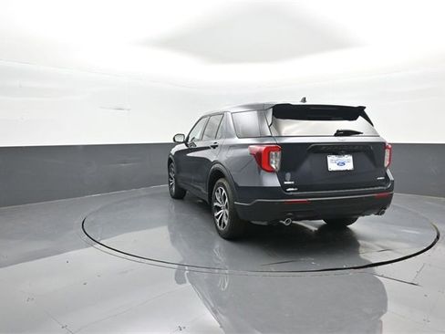 Used 2022 Ford Explorer ST-Line image 5
