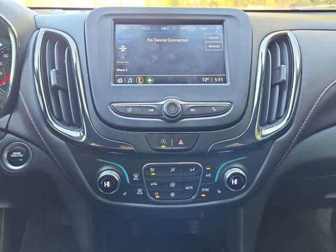 Used 2023 Chevrolet Equinox RS FWD image 27