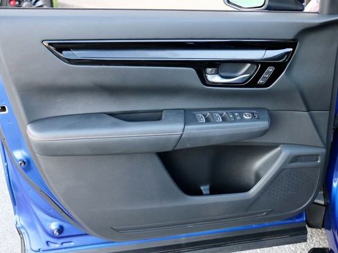 Used 2024 Honda CR-V Sport Touring image 17