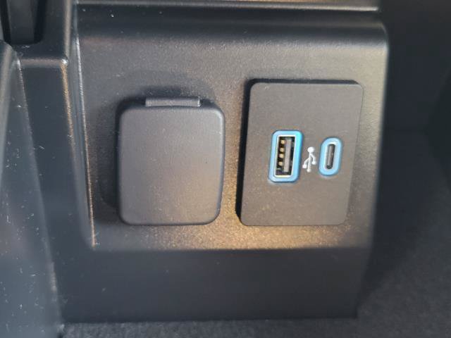 Used 2021 Ford Explorer Limited AWD/4WD image 21