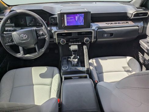 Certified 2025 Toyota Tacoma SR5 image 21