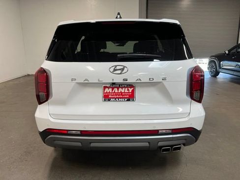 Used 2025 Hyundai Palisade SEL FWD image 4