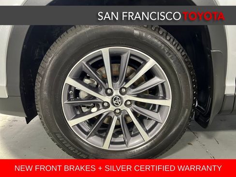 Certified 2019 Toyota Highlander XLE image 9