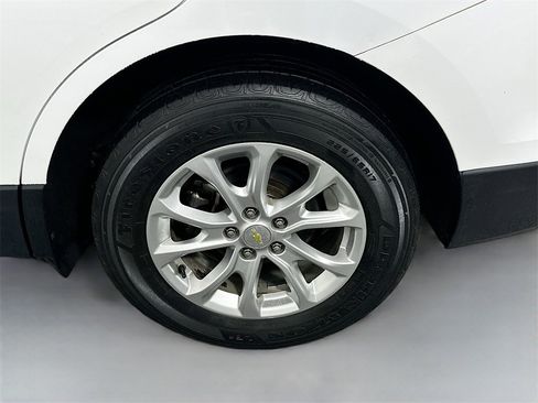 Used 2020 Chevrolet Equinox LT image 28