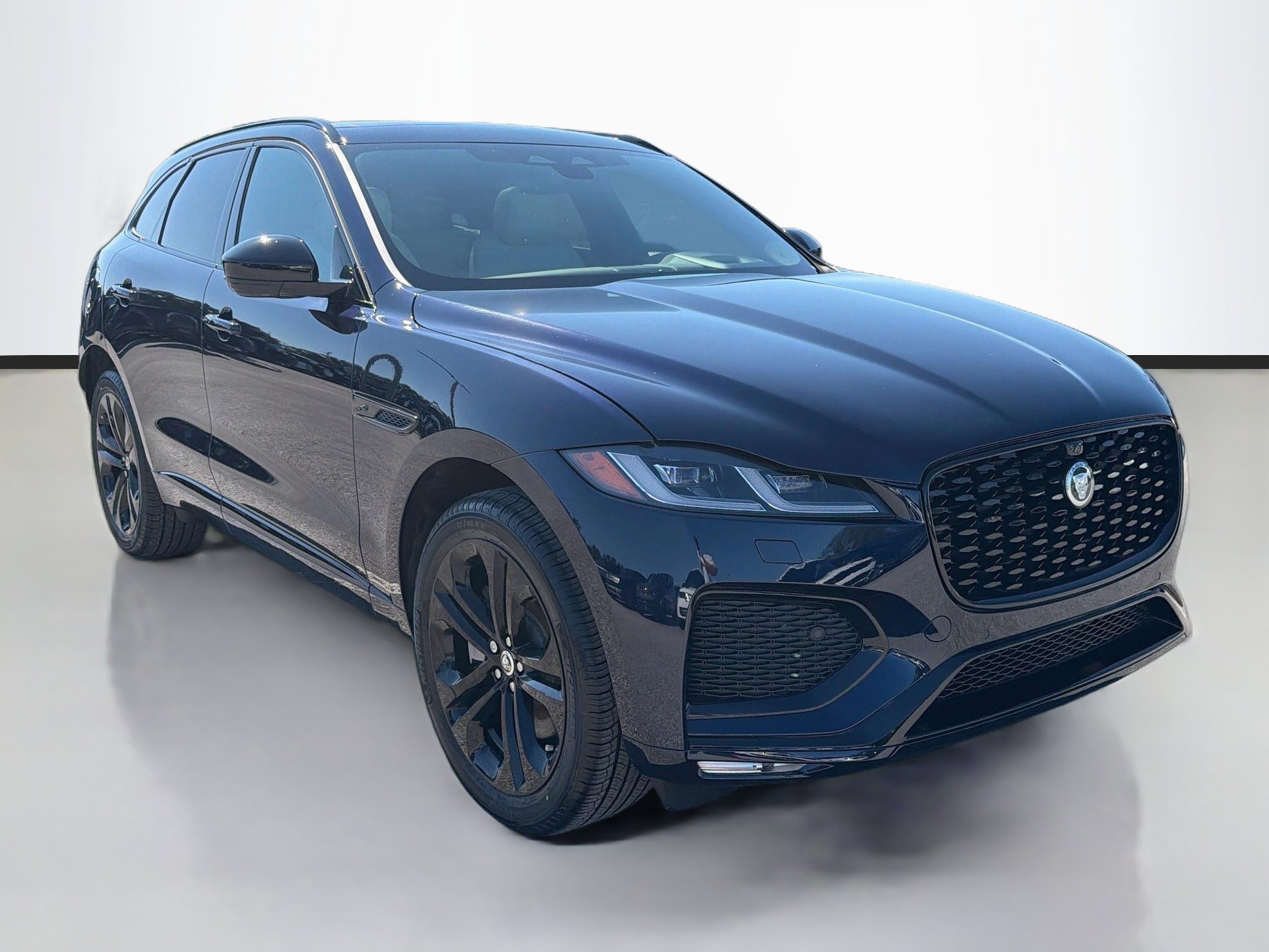 New 2026 Jaguar F-PACE R-Dynamic S AWD/4WD image 7
