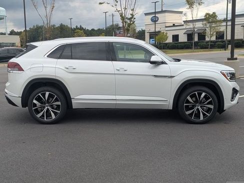 New 2026 Volkswagen Atlas Cross Sport SEL Premium R-Line AWD/4WD image 3