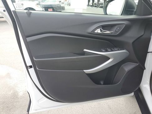 New 2026 Chevrolet Trax LS w/ Driver Confidence Package image 18