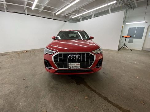 Used 2024 Audi Q3 2.0T Premium image 9
