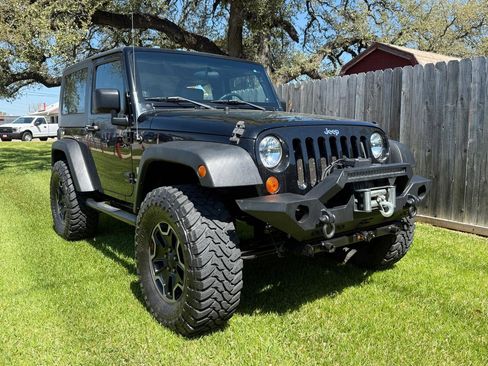 Used 2007 Jeep Wrangler X image 2