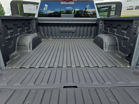 New 2026 GMC Sierra 1500 AT4 w/ AT4 Premium Package AWD/4WD image 12