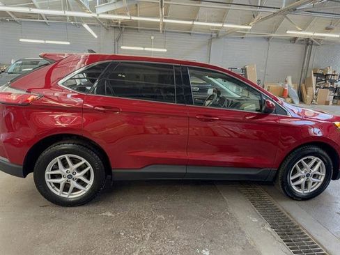 Certified 2022 Ford Edge SEL w/ Convenience Package image 15