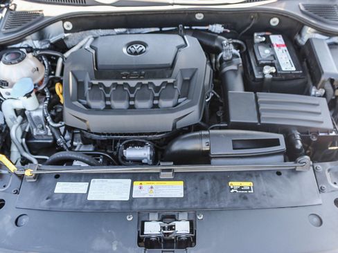 Used 2021 Volkswagen Passat 2.0T R-Line image 27