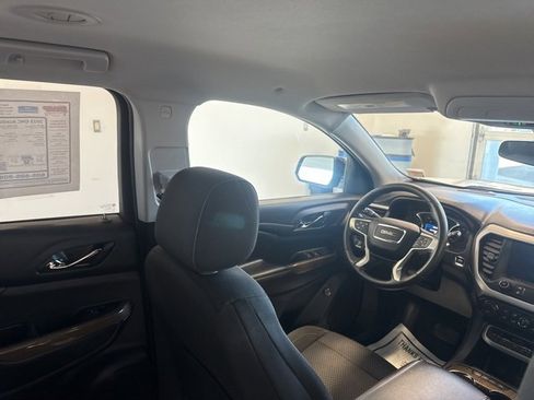 Used 2023 GMC Acadia SLE w/ Driver Convenience Package image 29