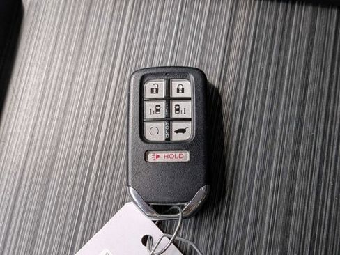 Used 2024 Honda Odyssey EX-L image 32