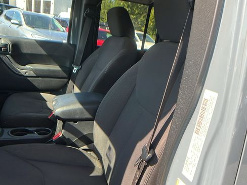 Used 2015 Jeep Wrangler Unlimited Sport w/ Quick Order Package 24S image 16