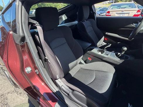 Used 2025 Nissan Z Sport w/ Floor Mat Package RWD image 11