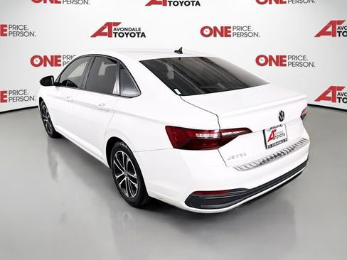 Used 2022 Volkswagen Jetta Sport FWD image 5