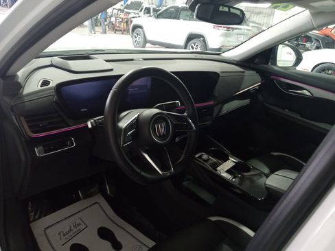 Used 2024 Buick Envision Sport Touring image 10