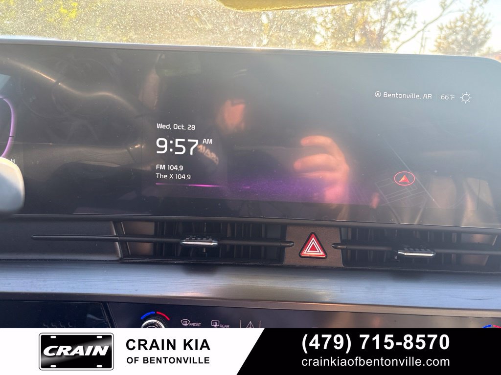 Used 2024 Kia Sportage EX FWD image 26