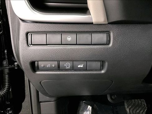 New 2026 Nissan Rogue SV AWD/4WD image 29