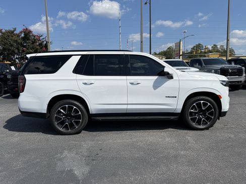 Used 2021 Chevrolet Tahoe RST w/ Luxury Package RWD image 11