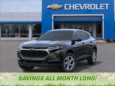 New 2026 Chevrolet Trax LS w/ LS Convenience Package FWD image 6