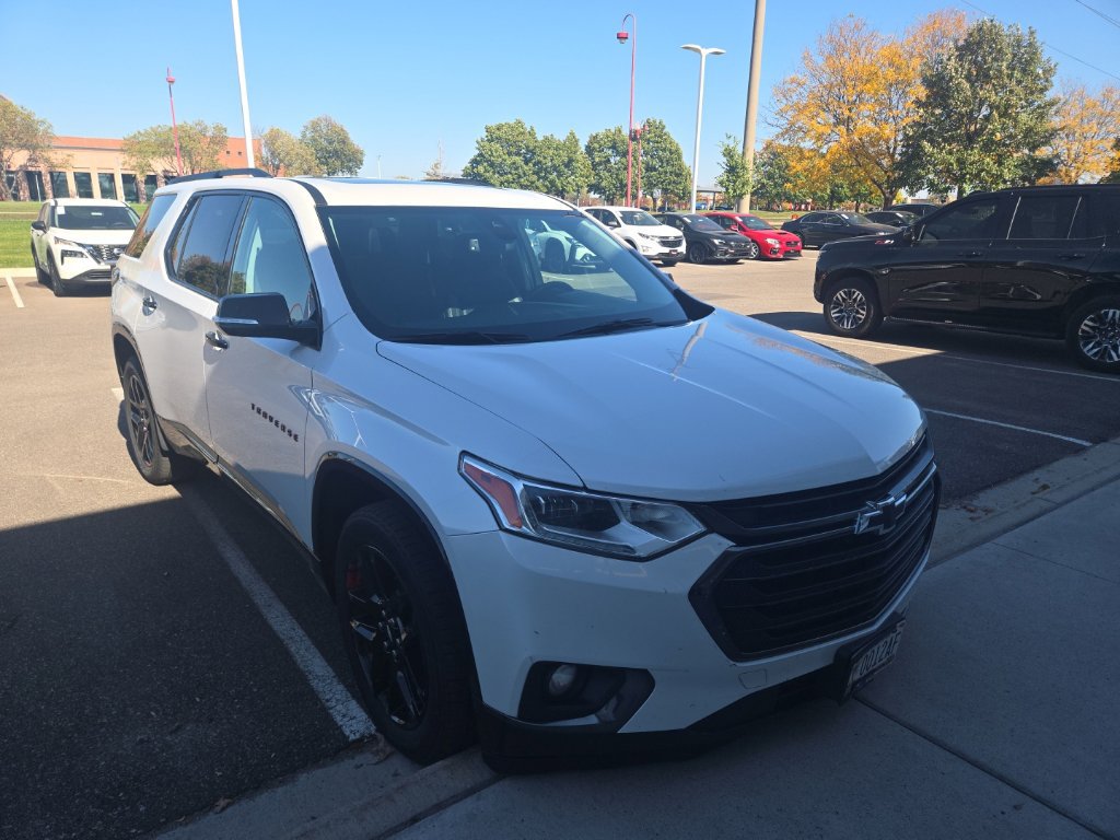 Used 2018 Chevrolet Traverse Premier w/ Redline Edition AWD/4WD image 1