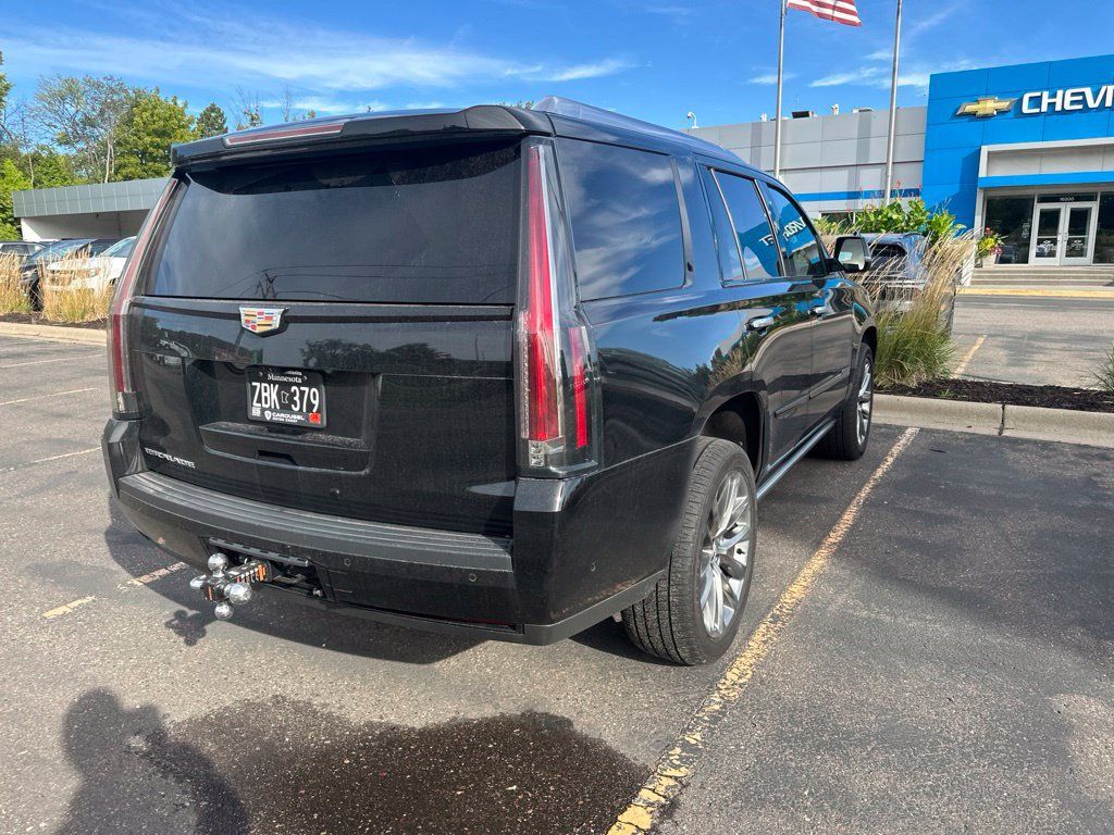 Used 2020 Cadillac Escalade Platinum w/ Escalade Sport Edition AWD/4WD image 14