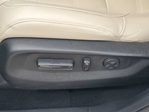 Used 2019 Honda CR-V EX-L image 17