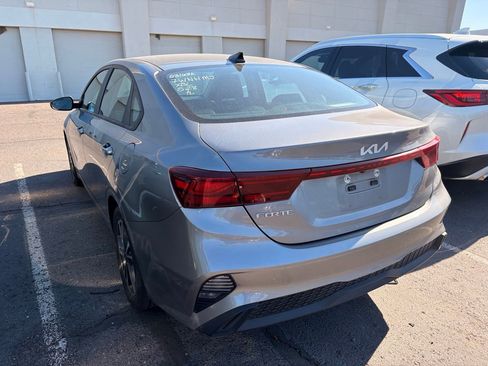 Used 2023 Kia Forte LXS FWD image 7