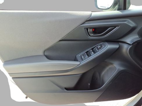 Certified 2025 Subaru Crosstrek 2.0i Premium image 15