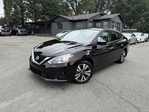 Used 2019 Nissan Sentra SV w/ Special Edition Package FWD image 1