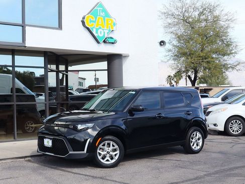Used 2024 Kia Soul LX w/ Option Group 015 image 3