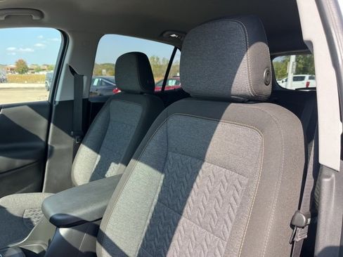 Used 2022 Chevrolet Equinox LT image 17