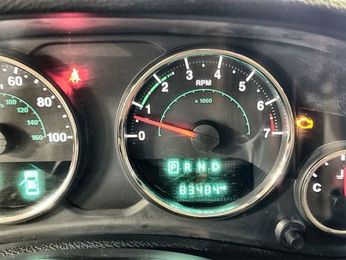 Used 2015 Jeep Wrangler Unlimited Rubicon w/ Dual Top Group image 18