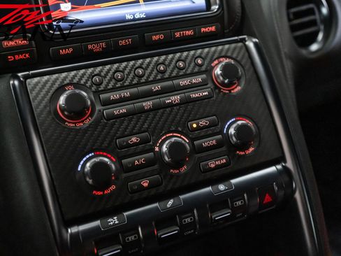 Used 2013 Nissan GT-R Black Edition image 44