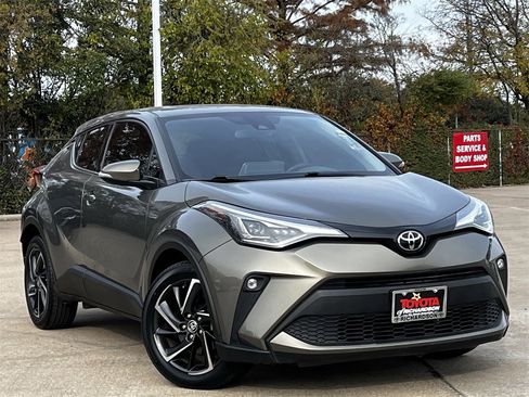 Used 2021 Toyota C-HR Limited image 2