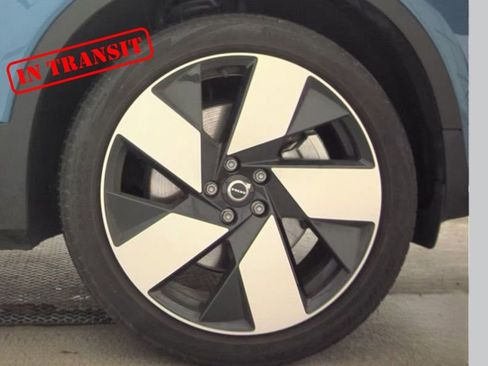 Used 2023 Volvo C40 P8 Recharge Ultimate w/ Protection Package Premier image 16