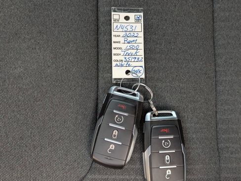 Used 2022 RAM 1500 Big Horn AWD/4WD image 40