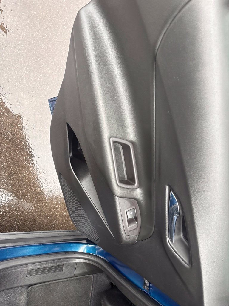 Used 2020 Chevrolet Equinox LT AWD/4WD image 29