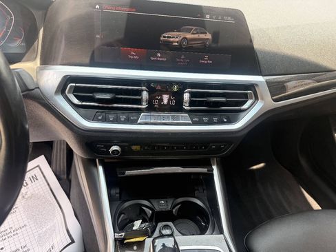 Used 2019 BMW 330i xDrive Sedan w/ Convenience Package AWD/4WD image 16
