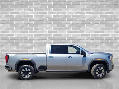 New 2026 GMC Sierra 2500 Denali w/ Denali Reserve Package AWD/4WD image 4