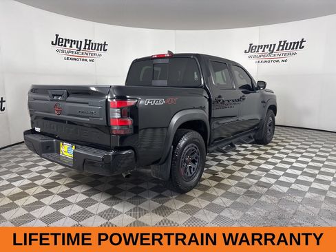 Used 2025 Nissan Frontier PRO-4X AWD/4WD image 6