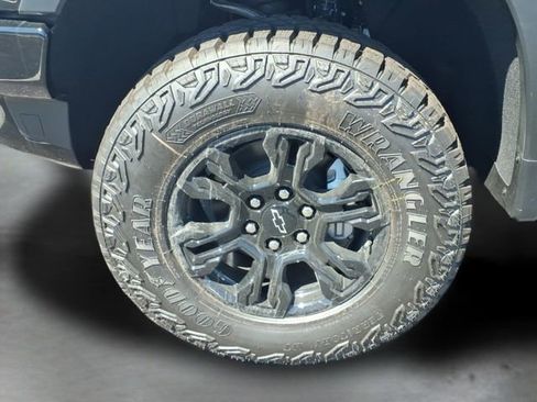 New 2026 Chevrolet Silverado 1500 ZR2 w/ LPO, Dark Essentials Package image 14