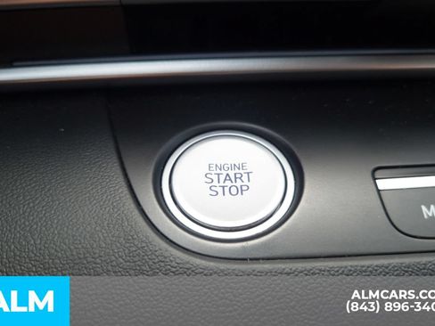 Used 2025 Hyundai Elantra SEL FWD image 12