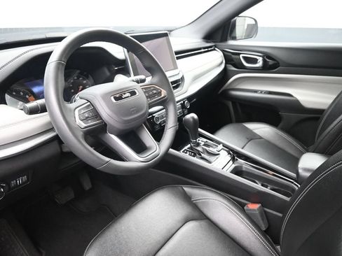 Used 2025 Jeep Compass Limited AWD/4WD image 20