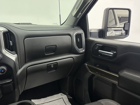 Used 2023 Chevrolet Silverado 3500 LT w/ Gooseneck/5TH Wheel Package image 22