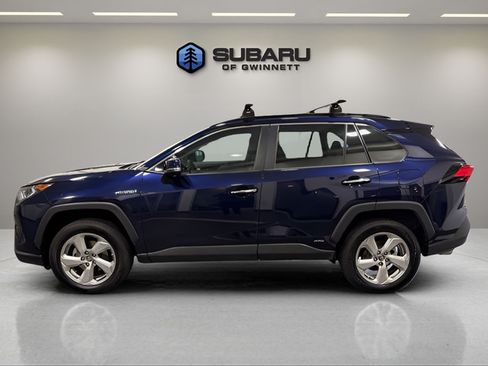 Used 2019 Toyota RAV4 Limited AWD/4WD image 2