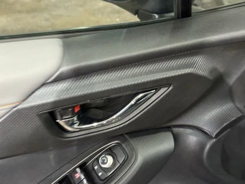 Used 2024 Subaru Crosstrek 2.5i Limited w/ Crosstrek Mirror Package image 12